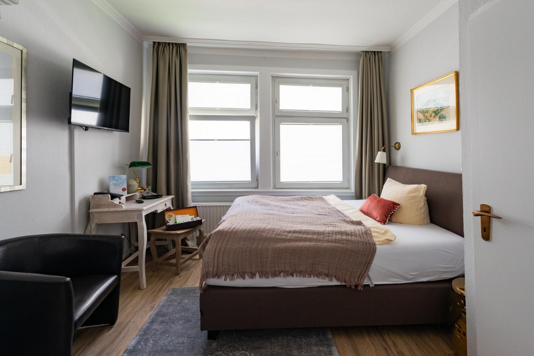 Goethe Hotel Bad Pyrmont Pokoj fotografie